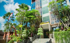 Maxonehotels At Ubud - Chse Certified